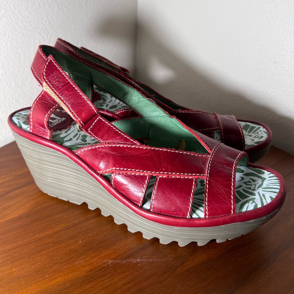 COPY - NWT Fly London Red Leather Yisa Wedge Size 38 (7.5-8)